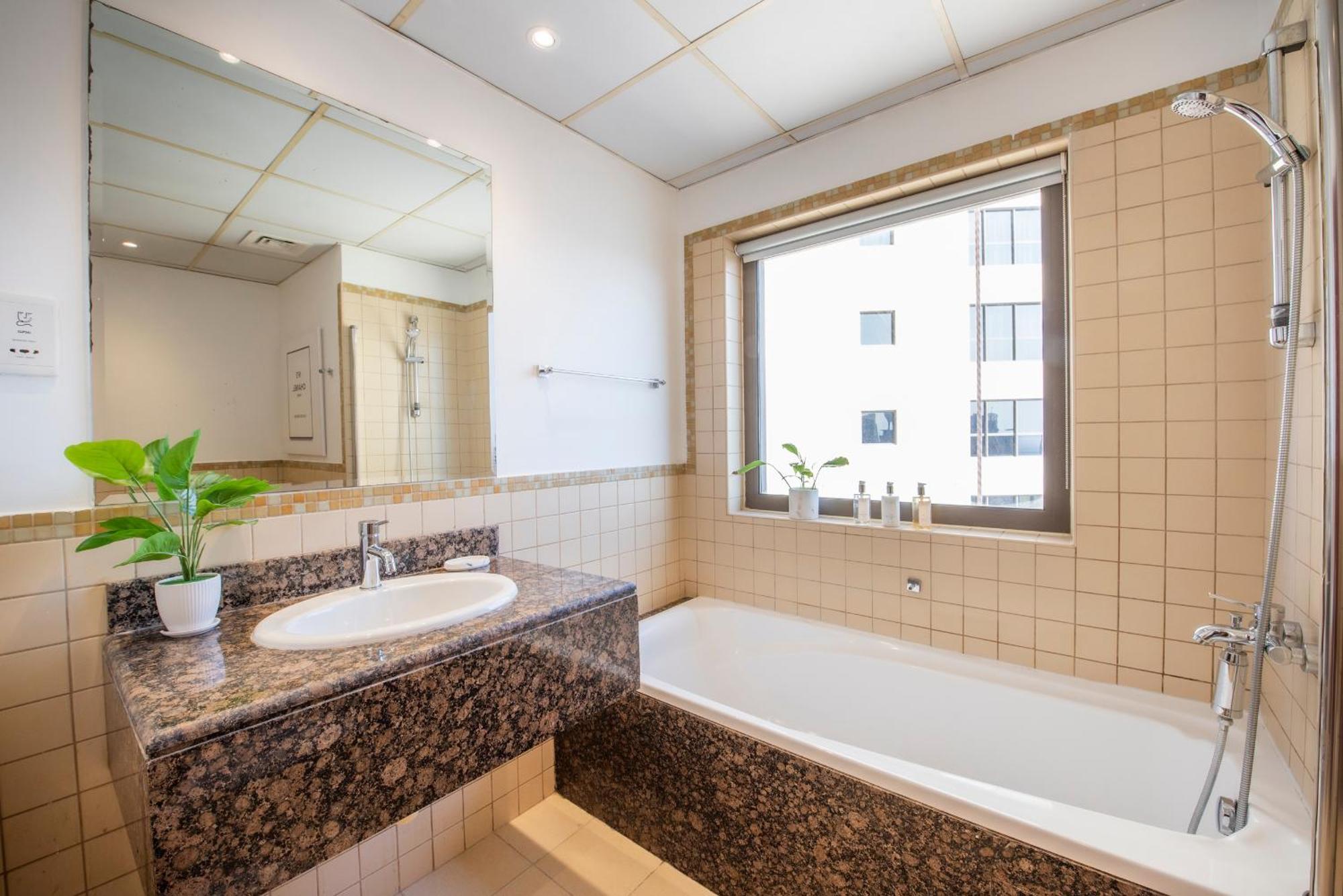 Nasma Luxury Stays- Majestic Marina Views, Lavish 4Br Getaway In Jbr Dubai Exterior photo